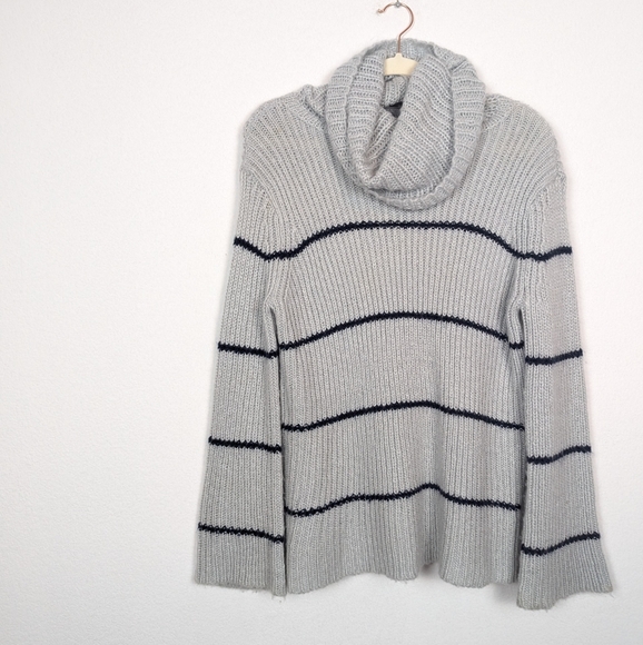 Wooden Ships Grey Stripe Wool Blend Turtleneck Sweater Size S/M - Picture 3 of 7